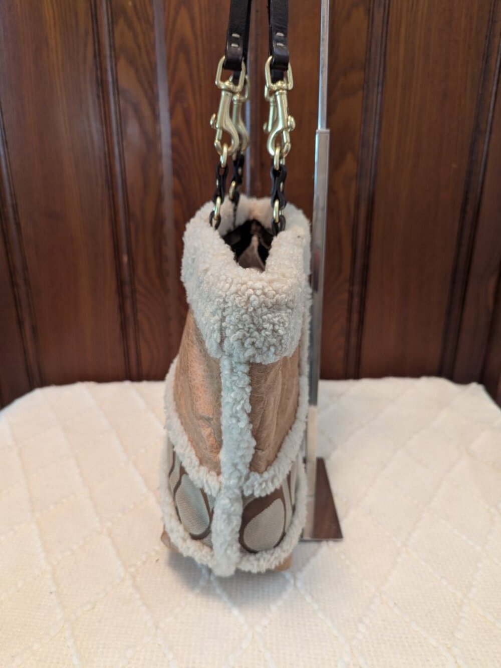 Coach Vintage 2006 Hamptons Shearling Signature Tote F06S-10393 - Picture 4 of 11